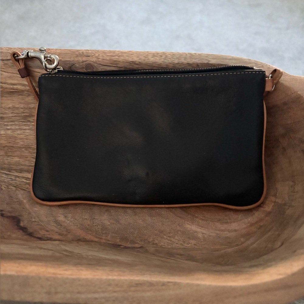 🍃🦋 Vintage Coach Y2K Leather Wristlet - Picture 2 of 7